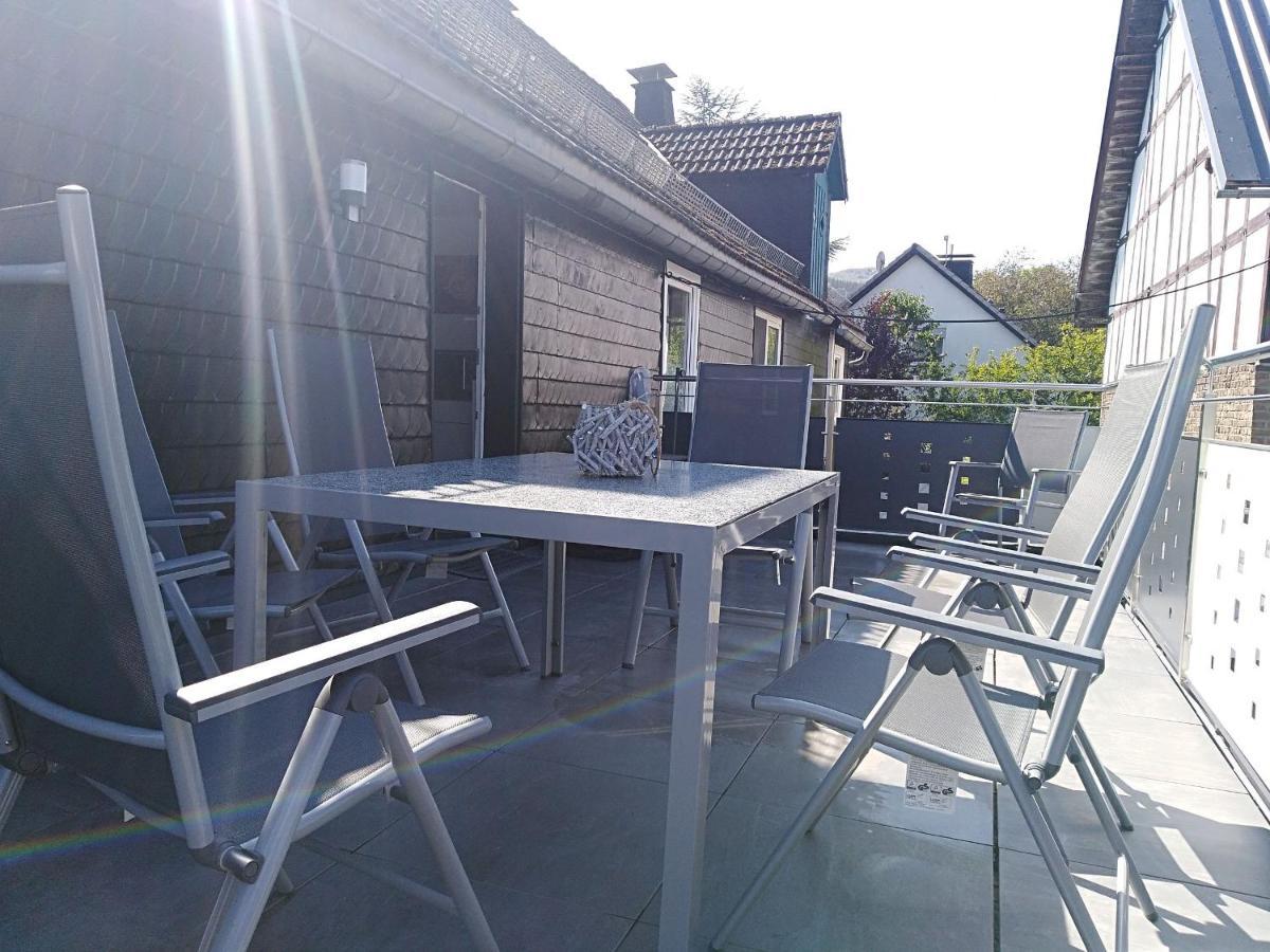 Ferienwohnung Zum Tannenwirt メーデバッハ エクステリア 写真